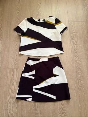 Women's Two-Piece Black & White Graphic Skirt Set